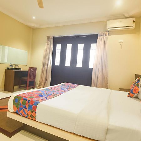 Hotel Fabexpress Sunrise à Madgaon Extérieur photo